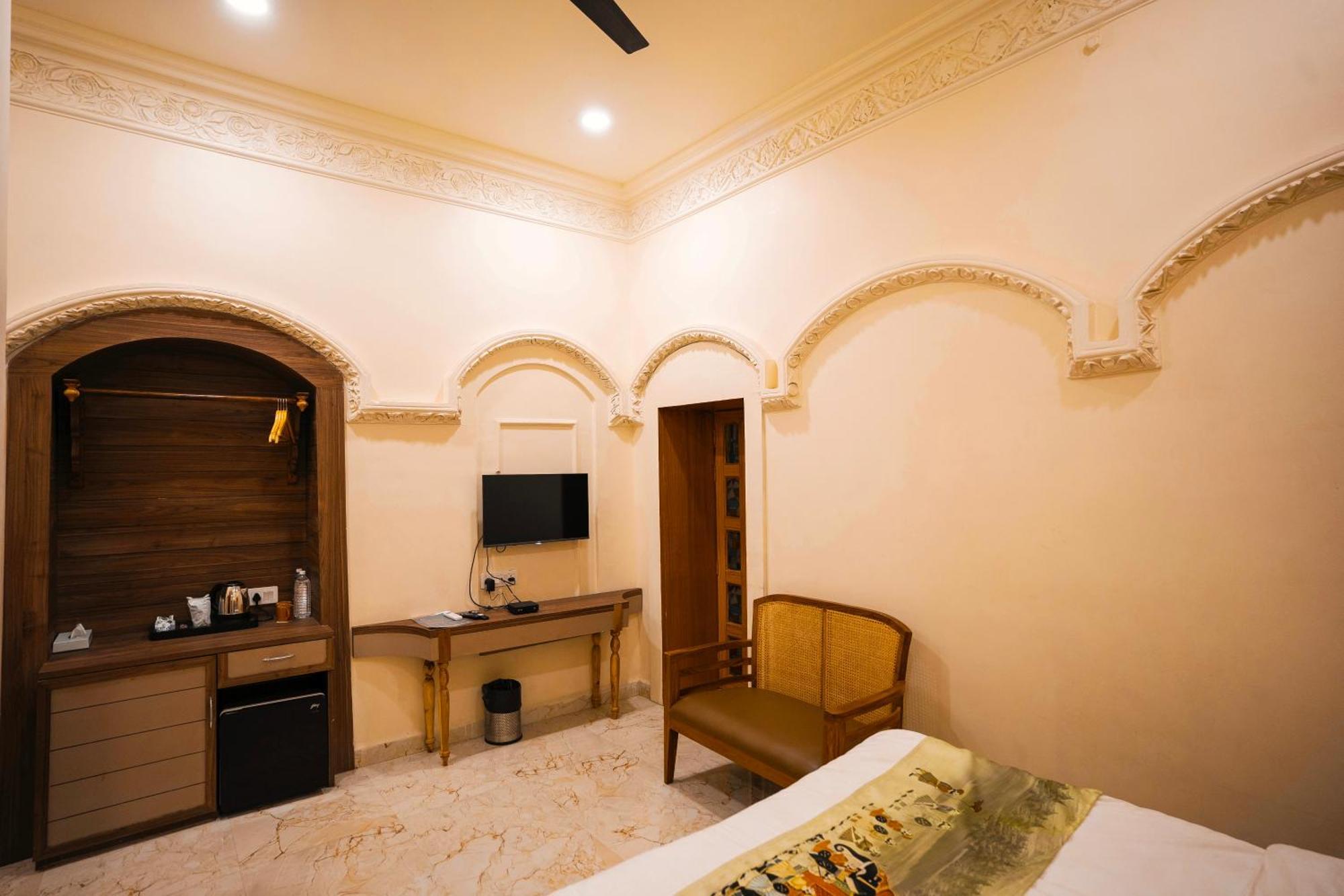 Captain Villa Heritage House Varanasi Exterior photo