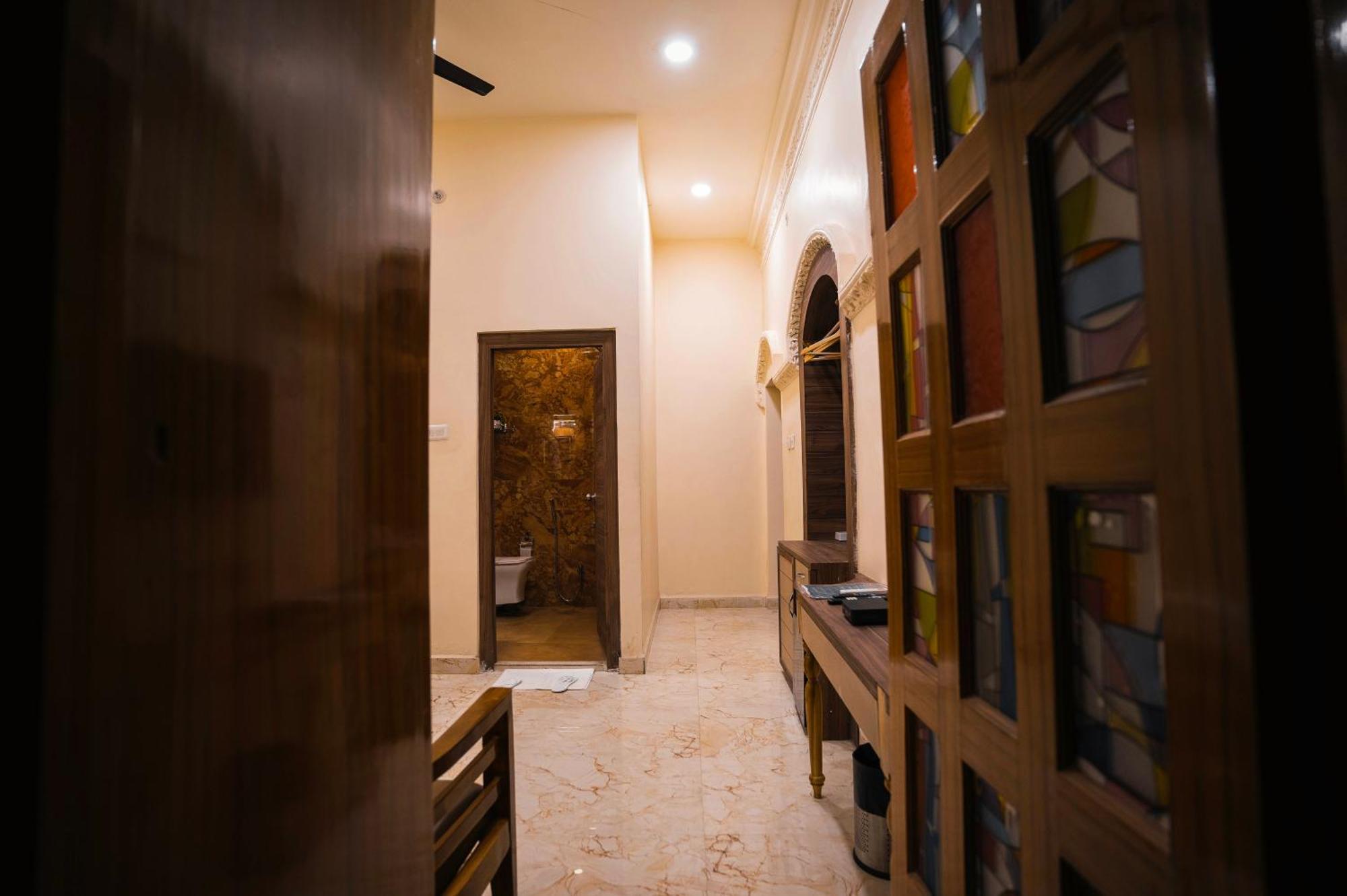 Captain Villa Heritage House Varanasi Exterior photo