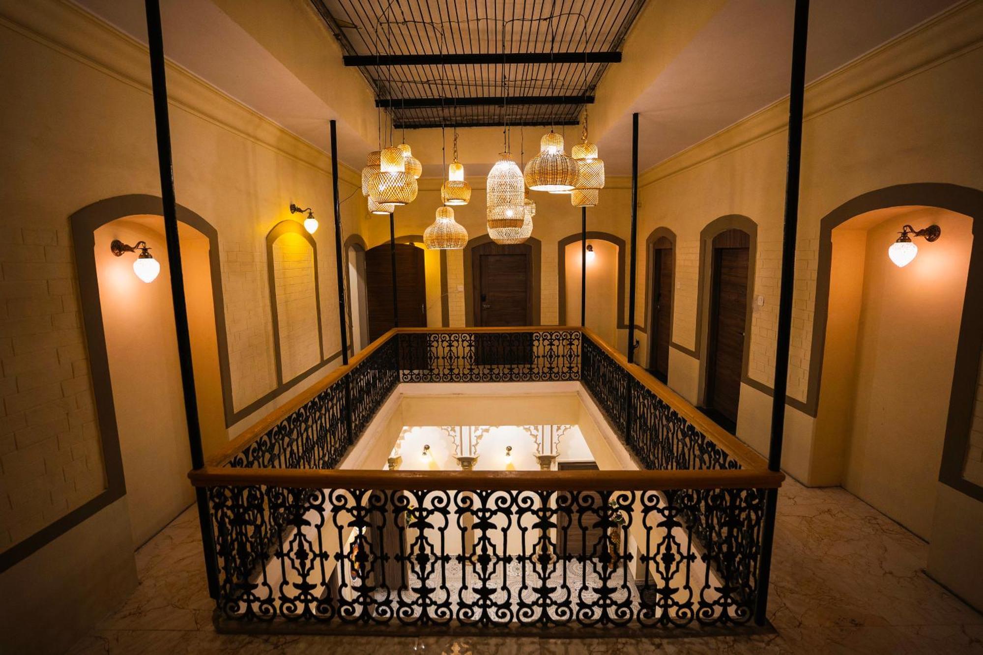 Captain Villa Heritage House Varanasi Exterior photo